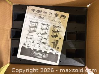 MaxSold Auction: Hopkins 90124MI Black Plastic Shelf Links Shelving Connector Kit - Orange (Texas, USA) SELLER MANAGED Estate Sale Online Auction - Camelot Street