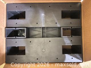 MaxSold Auction: Hopkins 90124MI Black Plastic Shelf Links Shelving Connector Kit - Orange (Texas, USA) SELLER MANAGED Estate Sale Online Auction - Camelot Street