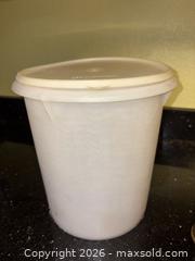 MaxSold Auction: Mixed Kitchen Utensils, Serveware & Cleaning Brushes Lot - Orange (Texas, USA) SELLER MANAGED Estate Sale Online Auction - Camelot Street