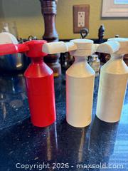 MaxSold Auction: Mixed Pepper Mills, Grinders & Condiment Set - Wood, Plastic, Metal - Orange (Texas, USA) SELLER MANAGED Estate Sale Online Auction - Camelot Street