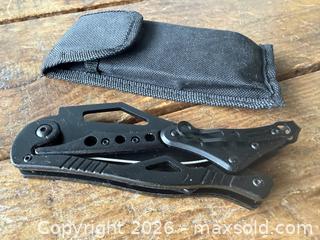 MaxSold Auction: a new cutting tool - New Westminster (British Columbia, Canada) SELLER MANAGED Reseller Online Auction - Canfor Avenue