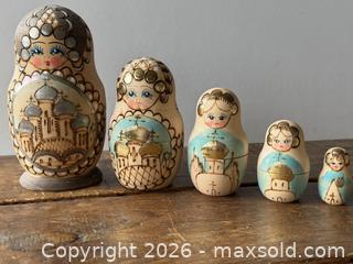 MaxSold Auction: Stacking dolls - New Westminster (British Columbia, Canada) SELLER MANAGED Reseller Online Auction - Canfor Avenue