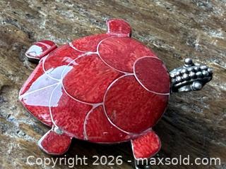 MaxSold Auction: vintage-stye  turtle brooch/ pendant can be either - New Westminster (British Columbia, Canada) SELLER MANAGED Reseller Online Auction - Canfor Avenue