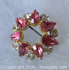 MaxSold Auction: Vintage Gold-Tone Rhinestone Brooch, Pink & Clear, 1 in - New Westminster (British Columbia, Canada) SELLER MANAGED Reseller Online Auction - Canfor Avenue