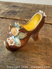 MaxSold Auction: Vintage shoe figurines - New Westminster (British Columbia, Canada) SELLER MANAGED Reseller Online Auction - Canfor Avenue