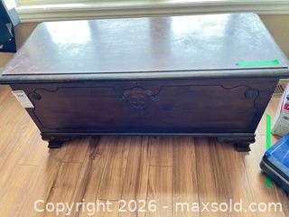 MaxSold Auction: Cedar Hope Chest - Greater Napanee (Ontario, Canada) PARTNER MANAGED Moving Online Auction - Newburgh Road