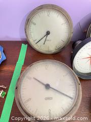 MaxSold Auction: Clocks, Compasses and Thermometers - Greater Napanee (Ontario, Canada) PARTNER MANAGED Moving Online Auction - Newburgh Road