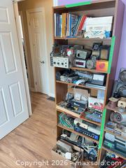 MaxSold Auction: Electrical and Computer Components - Greater Napanee (Ontario, Canada) PARTNER MANAGED Moving Online Auction - Newburgh Road