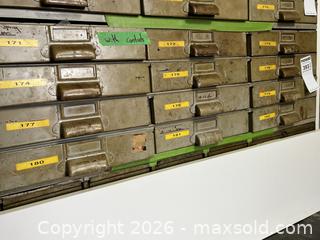 MaxSold Auction: Metal Storage  - Greater Napanee (Ontario, Canada) PARTNER MANAGED Moving Online Auction - Newburgh Road