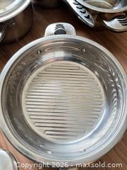 MaxSold Auction: Stainless Steel Pots - Greater Napanee (Ontario, Canada) PARTNER MANAGED Moving Online Auction - Newburgh Road