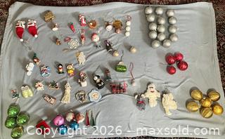 MaxSold Auction: Assorted Christmas Ornaments  - San Jose (California, USA) SELLER MANAGED Moving Online Auction - Paladin Drive