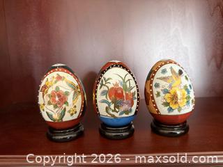 MaxSold Auction: Vintage Cloisonne Porcelain Eggs With on Lacquered Stands - San Jose (California, USA) SELLER MANAGED Estate Sale Online Auction - Avenida Arboles