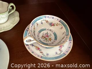MaxSold Auction: Vintage Erne by BELLEEK POTTERY (IRELAND) Embossed Lattice, Gold Trim Teacup & Saucer & More! - San Jose (California, USA) SELLER MANAGED Estate Sale Online Auction - Avenida Arboles