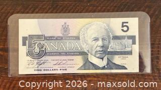 MaxSold Auction:  1986 Cdn. Prime Minister Sir Wilfrid Laurier 5 Dollars Paper Banknote  - Newmarket (Ontario, Canada) PARTNER MANAGED Reseller Online Auction - Walter Avenue