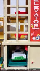MaxSold Auction: Vintage Fisher Price Little People Parking Ramp Service Center  - Newmarket (Ontario, Canada) PARTNER MANAGED Reseller Online Auction - Walter Avenue