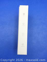 MaxSold Auction: New OYSTQ Smart Watch - Sleep Monitor, Messaging & More - Kingston (Ontario, Canada) SELLER MANAGED Downsizing Online Auction - Heron Court.