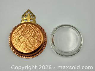 MaxSold Auction: Vintage Coppercraft Guild Hammered Copper Porringer / Trinket Dish - Kingston (Ontario, Canada) SELLER MANAGED Downsizing Online Auction - Heron Court.