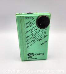 MaxSold Auction: Vintage Curtis Slim Receiver Portable POCKET RADIO - Kingston (Ontario, Canada) SELLER MANAGED Downsizing Online Auction - Heron Court.