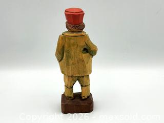 MaxSold Auction: Vintage Tom Hannah OLD MAN Wood Carving / Sculpture - Signed - Kingston (Ontario, Canada) SELLER MANAGED Downsizing Online Auction - Heron Court.