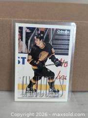 MaxSold Auction: Alexander Mogilny Hockey card Mint  - Kingston (Ontario, Canada) SELLER MANAGED Reseller Online Auction - Railway Street