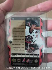 MaxSold Auction: Gold Cut Card Insert Black Diamond  - Kingston (Ontario, Canada) SELLER MANAGED Reseller Online Auction - Railway Street