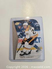 MaxSold Auction: Dave Farance Gold Cut insert Rookie Card Upper Deck  - Kingston (Ontario, Canada) SELLER MANAGED Downsizing Online Auction - Railway Street