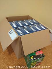 MaxSold Auction: A19 and PAR20 Light Bulbs - Saanich (British Columbia, Canada) PARTNER MANAGED Moving Online Auction - Limerick Lane