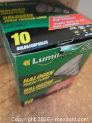 MaxSold Auction: A19 and PAR20 Light Bulbs - Saanich (British Columbia, Canada) PARTNER MANAGED Moving Online Auction - Limerick Lane