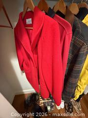 MaxSold Auction: Clothing and Women’s Shoes Lot, Sizes L/XL and Shoe Size 7 - Saanich (British Columbia, Canada) PARTNER MANAGED Moving Online Auction - Limerick Lane