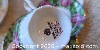 MaxSold Auction: Vintage Mid-Century Bone China Teacups & Saucers, Floral Pattern - Saanich (British Columbia, Canada) PARTNER MANAGED Moving Online Auction - Limerick Lane