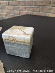 MaxSold Auction: Crystal and Geode Collection Lot 5 of 6 - Lot of 3 Mixed Mineral Specimens: Quartz, Onyx, Agate - Toronto (Ontario, Canada) PARTNER MANAGED Estate Sale Online Auction -Bridle Path Estate