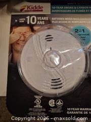 MaxSold Auction: Kidde P3010CUCA 2-in-1 Photoelectric Smoke & Carbon Monoxide Alarm - Toronto (Ontario, Canada) PARTNER MANAGED Estate Sale Online Auction -Bridle Path Estate