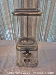 MaxSold Auction: Vintage Oak Mfg. Co. Gumball/Candy Vending Machine, Chrome & Glass - Toronto (Ontario, Canada) PARTNER MANAGED Estate Sale Online Auction -Bridle Path Estate