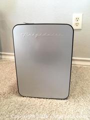 MaxSold Auction: Frigidaire mini refrigerator - Prosper (Texas, USA) PARTNER MANAGED Moving Online Auction - Three Rivers Drive