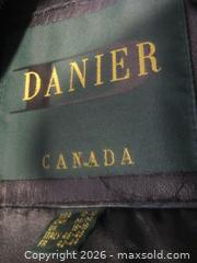 MaxSold Auction: LADIES DANIER LEATHER COAT SIZE 10-12 - St. Catharines (Ontario, Canada) SELLER MANAGED Downsizing Online Auction - Allanburg Road South