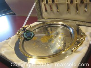MaxSold Auction: PAMAR SWAROVSKI CAKE TRAY WITH FORKS - St. Catharines (Ontario, Canada) SELLER MANAGED Downsizing Online Auction - Allanburg Road South