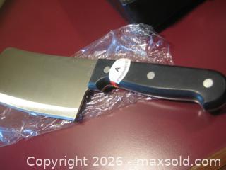 MaxSold Auction: SOLINGEN CUTTING UTENSIL AND OTHER CUTTING UTENSILS COLLECTION IN LOCKABLE CARRYING CASE - St. Catharines (Ontario, Canada) SELLER MANAGED Downsizing Online Auction - Allanburg Road South