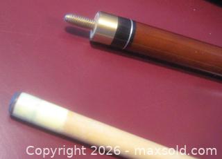 MaxSold Auction: Sportscraft 19 Ounce 2 PIECE POOL CUE WITH CARRYING CASE. - St. Catharines (Ontario, Canada) SELLER MANAGED Downsizing Online Auction - Allanburg Road South