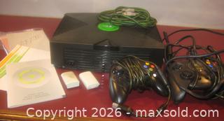 MaxSold Auction: XBOX 360 COMPLETE WITH 2 CONTROLLERS AND WIRELESS ADAPTERS - St. Catharines (Ontario, Canada) SELLER MANAGED Downsizing Online Auction - Allanburg Road South