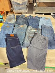 MaxSold Auction: Unisex blue jean lot - Cocoa (Florida, USA) SELLER MANAGED Estate Sale Online Auction - Broadcast Court.