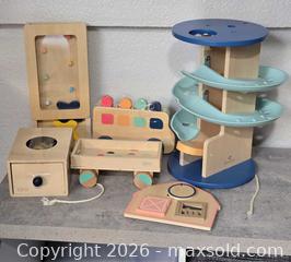 MaxSold Auction: KiwiCo & Panda Crate Wooden Push Walker, Pull Wagon & Toys - San Jose (California, USA) SELLER MANAGED Downsizing Online Auction - Paladin Drive