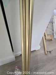 MaxSold Auction: Set of 4 Brass Extendable Wall-Mount Drapery Rod Set - San Jose (California, USA) SELLER MANAGED Downsizing Online Auction - Paladin Drive