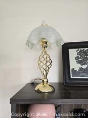 MaxSold Auction: Traditional Brass Table Lamp with Glass Accents - San Jose (California, USA) SELLER MANAGED Downsizing Online Auction - Paladin Drive