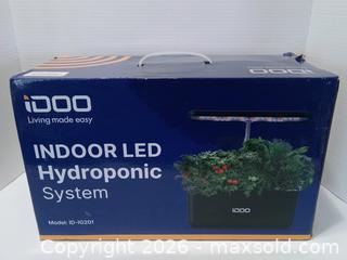 MaxSold Auction: IDOO Indoor Hydroponic LED System  - Lakeland (Florida, USA) SELLER MANAGED Reseller Online Auction - Dove Meadow Trail