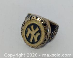 MaxSold Auction: Men's NY Yankees Ring sz 11 - Lakeland (Florida, USA) SELLER MANAGED Reseller Online Auction - Dove Meadow Trail