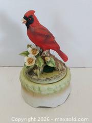 MaxSold Auction: Porcelain Cardinal Music Bird Box - Lakeland (Florida, USA) SELLER MANAGED Reseller Online Auction - Dove Meadow Trail