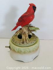 MaxSold Auction: Porcelain Cardinal Music Bird Box - Lakeland (Florida, USA) SELLER MANAGED Reseller Online Auction - Dove Meadow Trail