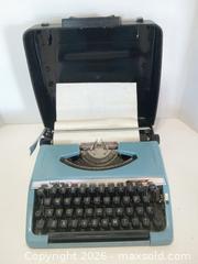 MaxSold Auction: Vintage Brother Charger 11 Typewriter  - Lakeland (Florida, USA) SELLER MANAGED Reseller Online Auction - Dove Meadow Trail