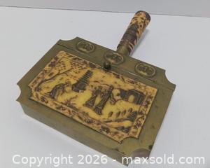 MaxSold Auction: Vintage Chinese brass dustpan / crumb tray - Lakeland (Florida, USA) SELLER MANAGED Reseller Online Auction - Dove Meadow Trail
