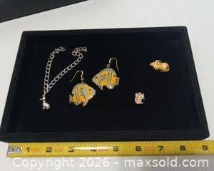 MaxSold Auction: Vintage Costume Owl / Animals Jewelry  - Lakeland (Florida, USA) SELLER MANAGED Reseller Online Auction - Dove Meadow Trail